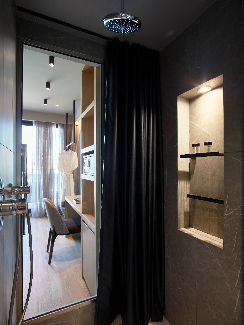 Heritage Hill 4*